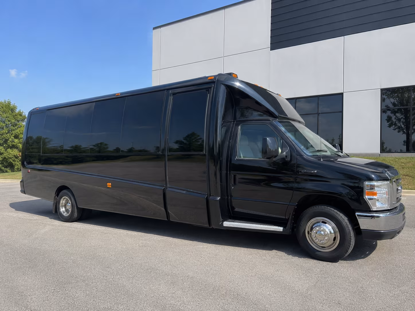 akron prom party bus rental