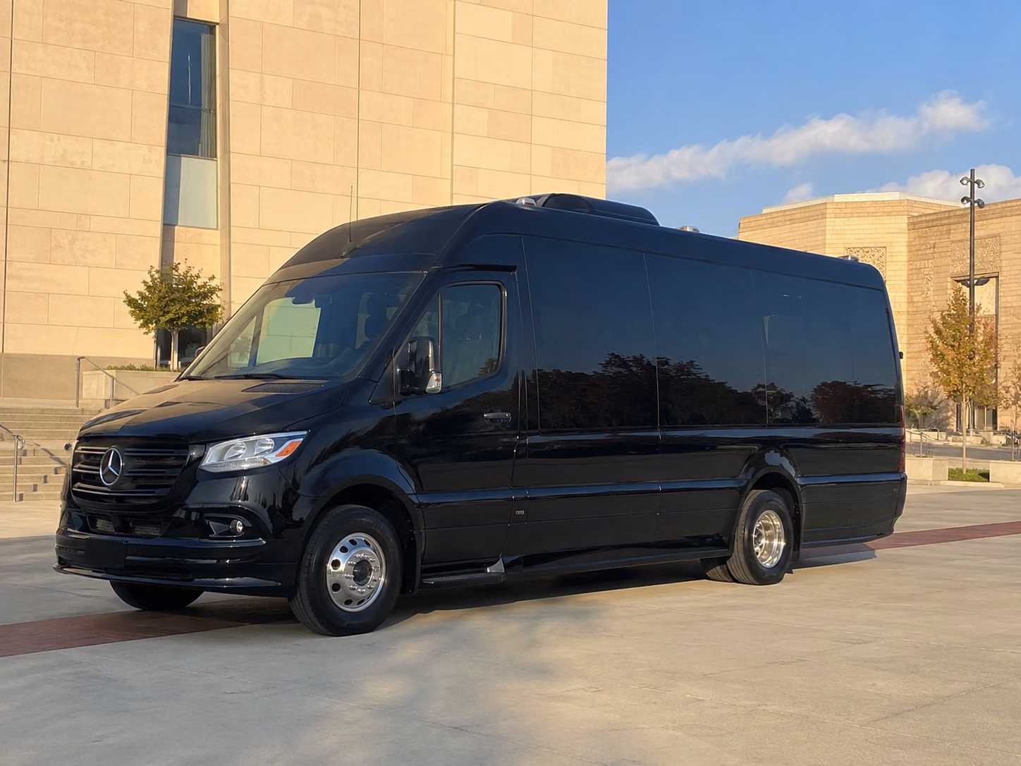 akron sprinter van with driver