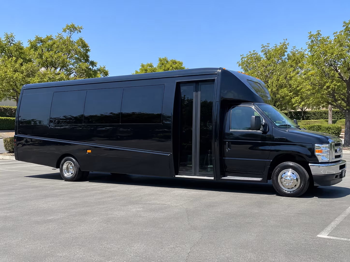 charter bus rentals for large akron high school prom groups