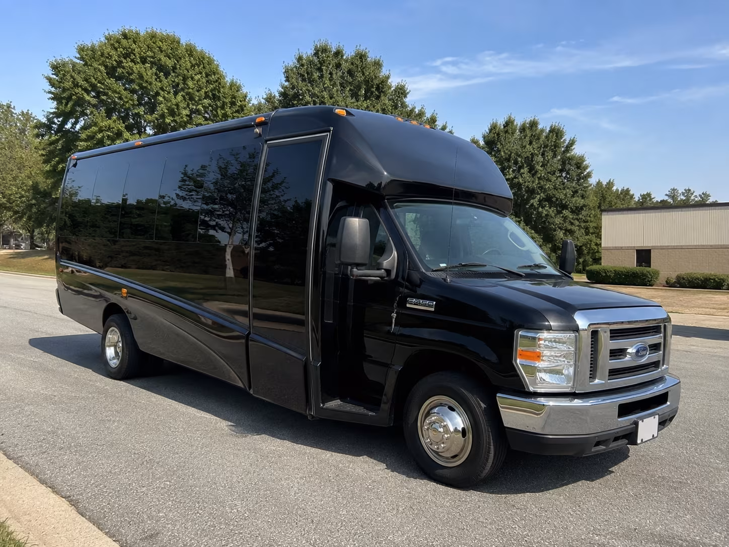 concert bus rentals to cleveland venues from akron groups