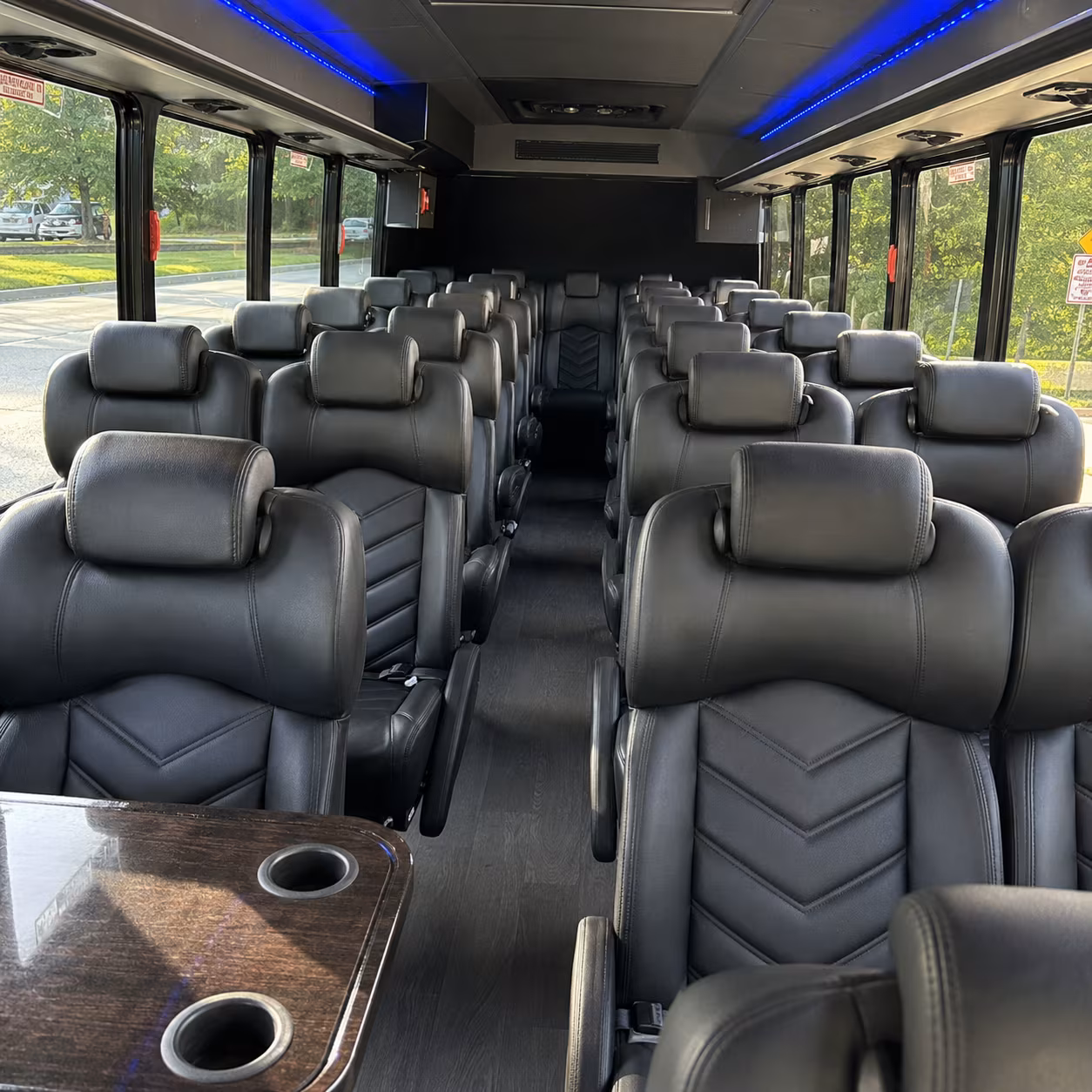 minibus rentals for small group wine tours in summit county